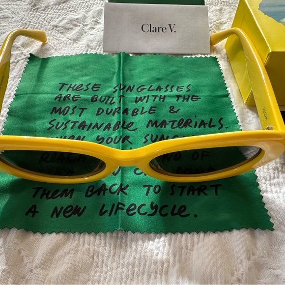 Clare V Julia Yellow Sunglasses - Picture 8 of 9
